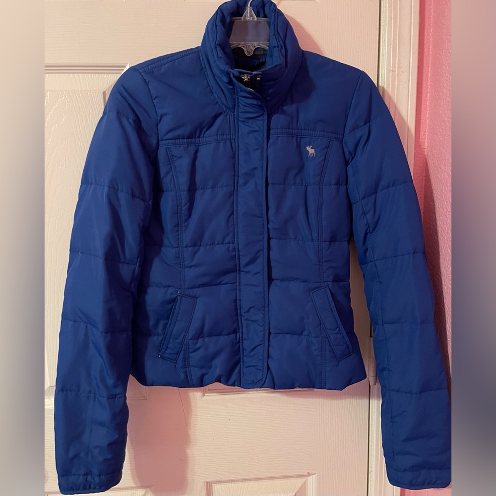 Abercrombie & Fitch Blue Puffer Jacket with Quilted Design Size S